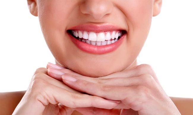 Композитное восстановление зубов – преимущества и недостатки
